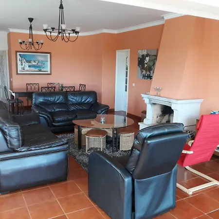 Vacation Casa De Paredinha Holiday home